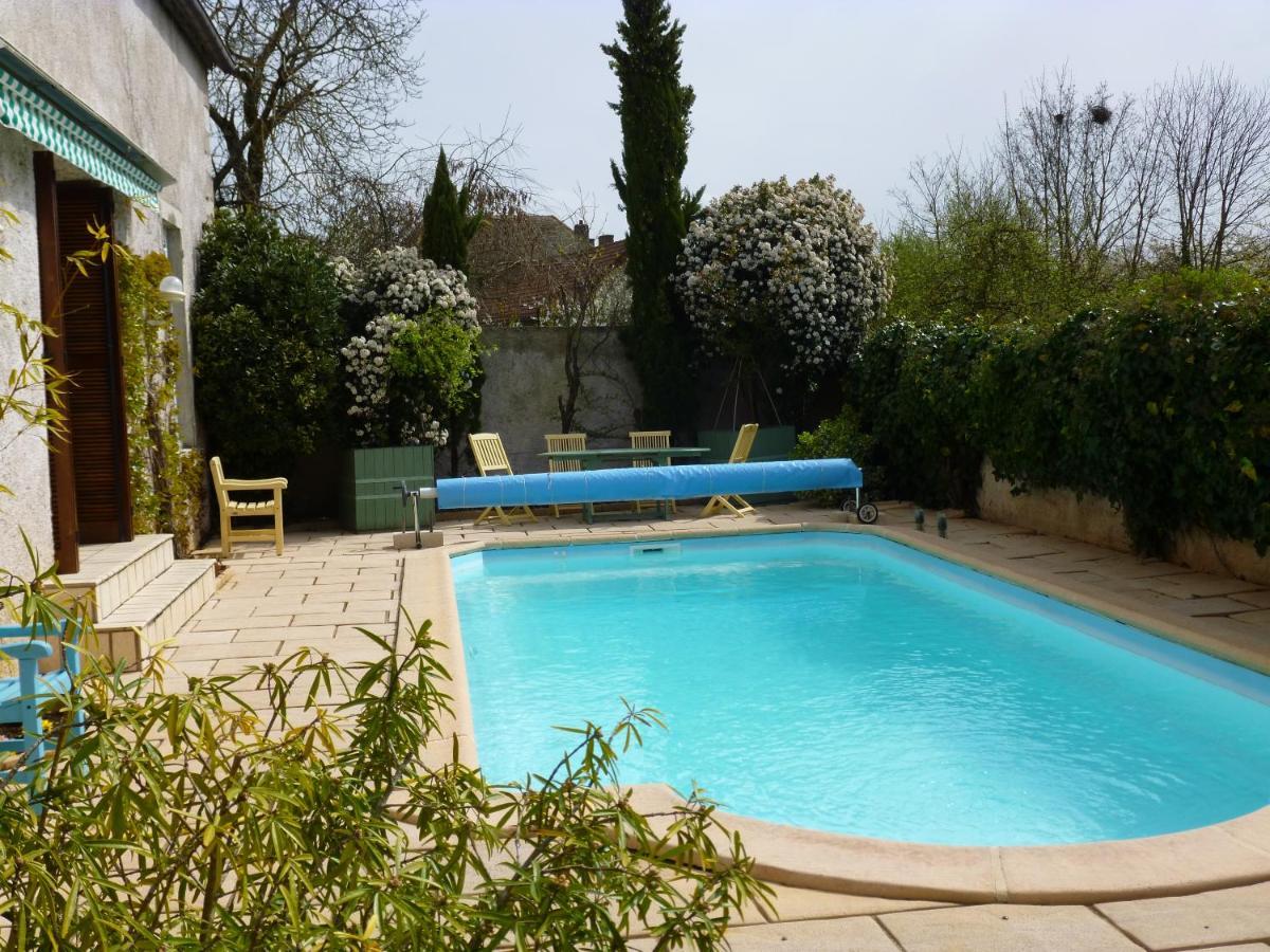 Le Reflet Des Vignes Bed & Breakfast Comblanchien Exterior photo